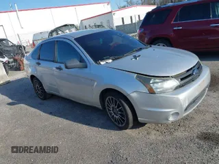 2010 Ford Focus SES with VIN 1FAHP3GN3AW226992, listed as a IAAI auction lot 41863125 with 1 mi miles. Bid and sale history available at carsss.com. Image 1.