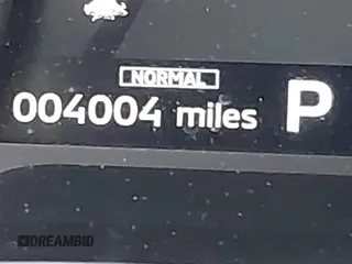 2025 Mitsubishi Outlander SEL z VIN JA4J3VA81SZ015726, wystawiony jako IAAI lot #42392744 z przebiegiem 4004 mil mil oraz . Historia ofert i sprzedaży dostępna na DreamBid. Obrazek 16.
