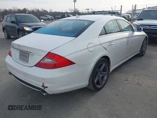 2009 Mercedes-Benz CLS-Class 5.5L with VIN WDDDJ72X49A146822, listed as a IAAI auction lot 41800020 with 157,984 mi miles. Bid and sale history available at carsss.com. Image 4.