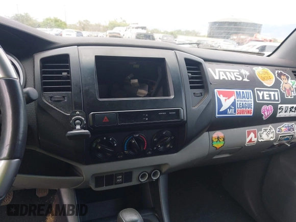 2014 Toyota Tacoma PreRunner с VIN 5TFJX4GN3EX035798, выставлен на аукционе IAAI как лот 42079126 с пробегом 164 700 миль миль и . История ставок и продаж доступна на DreamBid. Изображение 17.