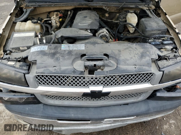 2004 Chevrolet Silverado 1500 LS with VIN 1GCEC14T14Z151423, listed as a Copart auction lot 79539694 with 255,697 mi miles and Salvage Title. Bid and sale history available at carsss.com. Image 11.