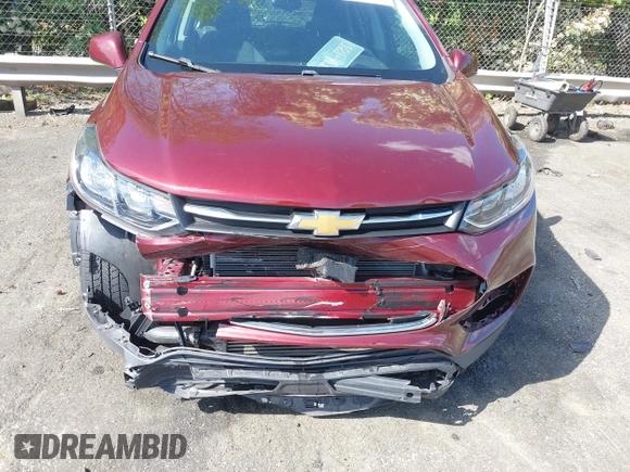 2017 Chevrolet Trax LS with VIN 3GNCJKSBXHL231417, listed as a IAAI auction lot 42032587 with 56,986 mi miles. Bid and sale history available at carsss.com. Image 6.