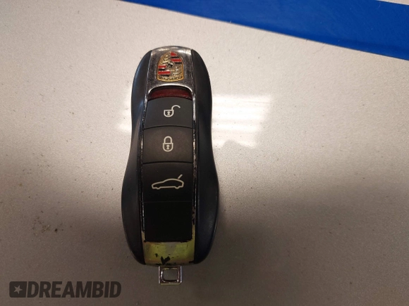 2014 Porsche Panamera 4S Executive with VIN WP0BB2A77EL062088, listed as a IAAI auction lot 41696130 with 105,177 mi miles and . Bid and sale history available at DreamBid. Image 11.