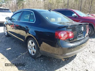 2008 Volkswagen Jetta Sedan SE with VIN 3VWRM71K88M067312, listed as a IAAI auction lot 41722156 with 224,394 mi miles. Bid and sale history available at carsss.com. Image 3.
