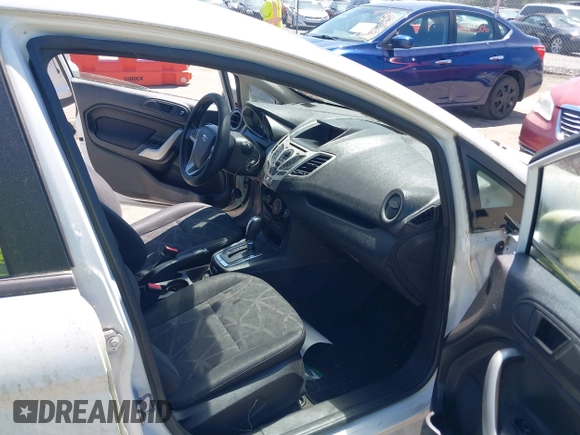 2013 Ford Fiesta SE with VIN 3FADP4EJ0DM109816, listed as a IAAI auction lot 42119360 with 164,397 mi miles and . Bid and sale history available at DreamBid. Image 5.