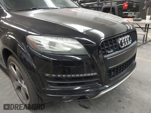 2014 Audi Q7 3.0T Premium with VIN WA1CGAFE5ED016562, listed as a IAAI auction lot 40987812 with 154,628 mi miles. Bid and sale history available at carsss.com. Image 6.