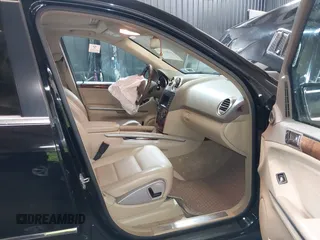 2010 Mercedes-Benz M 350 with VIN 4JGBB8GBXAA559474, listed as a IAAI auction lot 41813323 with 188,481 mi miles and . Bid and sale history available at DreamBid. Image 5.