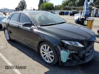2014 Lincoln MKZ z VIN 3LN6L2GK0ER800286, wystawiony jako Copart lot #57644645 z przebiegiem 130 880 mil mil oraz Szkoda całkowita • Salvage title. Historia ofert i sprzedaży dostępna na DreamBid. Obrazek 4.