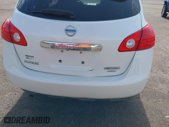 2012 Nissan Rogue S z VIN JN8AS5MV5CW370125, wystawiony jako IAAI lot #42498248 z przebiegiem 191 444 mil mil oraz . Historia ofert i sprzedaży dostępna na DreamBid. Obrazek 6.