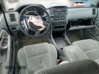2005 Honda Pilot LX z VIN 2HKYF18175H556546, wystawiony jako Copart lot #56943435 z przebiegiem 163 377 mil mil oraz Szkoda całkowita • Salvage title. Historia ofert i sprzedaży dostępna na DreamBid. Obrazek 8.