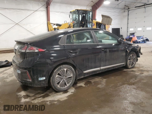 2020 Hyundai Ioniq SE with VIN KMHC65LD9LU233973, listed as a Copart auction lot 42699895 with 61,087 mi miles and Non repairable. Bid and sale history available at DreamBid. Image 3.