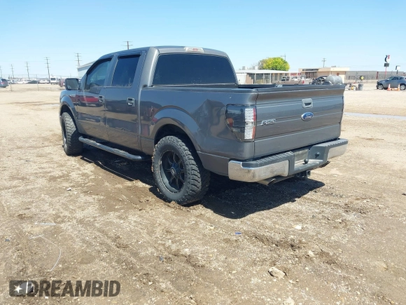 2010 Ford F-150 XL with VIN 1FTEW1C87AKA22952, listed as a IAAI auction lot 41899670 with 167,618 mi miles. Bid and sale history available at carsss.com. Image 3.