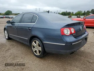 2007 Volkswagen Passat Wolfsburg Edition z VIN WVWAK73C47P140065, wystawiony jako Copart lot #57524315 z przebiegiem 189 924 mil mil oraz Szkoda całkowita • Salvage title. Historia ofert i sprzedaży dostępna na DreamBid. Obrazek 2.