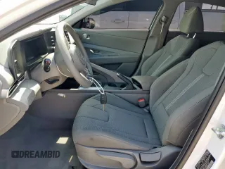 2024 Hyundai Elantra SE with VIN KMHLL4DG6RU851739, listed as a Copart auction lot 58373805 with 7,641 mi miles and Clean title. Bid and sale history available at DreamBid. Image 7.