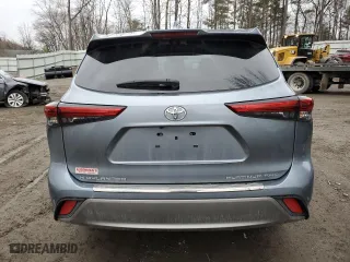 2022 Toyota Highlander Platinum with VIN 5TDFZRBH2NS219473, listed as a Copart auction lot 84596864 with 19,557 mi miles and Salvage Title. Bid and sale history available at carsss.com. Image 6.