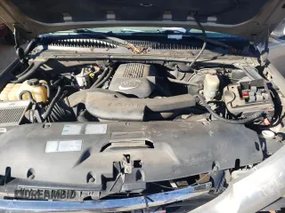 2002 GMC Yukon SLT z VIN 1GKEC13Z22R145492, wystawiony jako Copart lot #89299605 z przebiegiem 98 139 mil mil oraz Nie do naprawy • Non repairable. Historia ofert i sprzedaży dostępna na DreamBid. Obrazek 12.