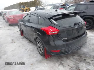2018 Ford Focus ST with VIN 1FADP3L90JL242656, listed as a IAAI auction lot 41634222 with 114,481 mi miles and . Bid and sale history available at DreamBid. Image 3.