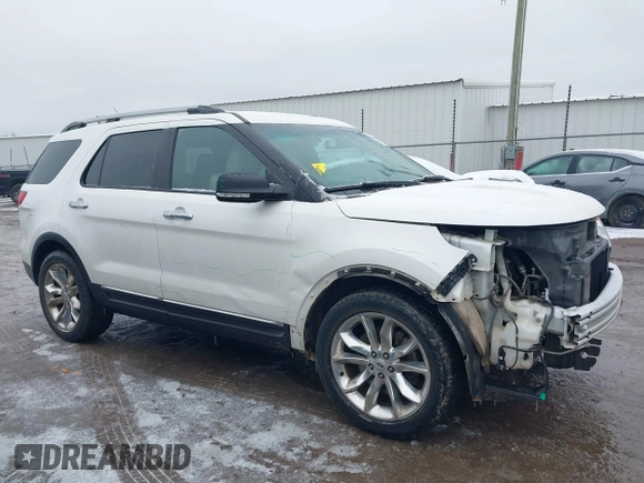 2013 Ford Explorer XLT with VIN 1FM5K7D86DGB38711, listed as a IAAI auction lot 41557401 with 142,162 mi miles and . Bid and sale history available at DreamBid. Image 13.