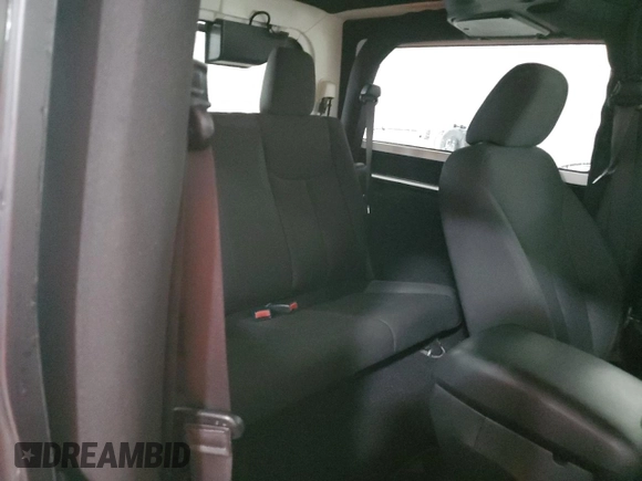 2017 Jeep Wrangler Sport z VIN 1C4AJWAG4HL726714, wystawiony jako Copart lot #57462995 z przebiegiem 34 940 mil mil oraz Szkoda całkowita • Salvage title. Historia ofert i sprzedaży dostępna na DreamBid. Obrazek 10.