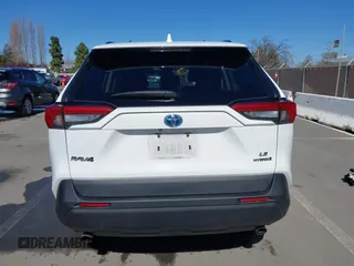 2021 Toyota RAV4 Hybrid LE with VIN 4T3M6RFV7MU027172, listed as a IAAI auction lot 41829723 with 262,619 mi miles. Bid and sale history available at carsss.com. Image 17.