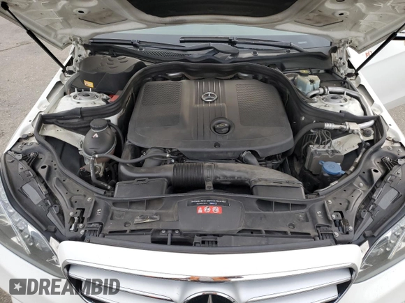 2014 Mercedes-Benz E-Class E 250 BlueTEC Luxury with VIN WDDHF0EB9EA943376, listed as a Copart auction lot 82695654 with 185,193 mi miles and Salvage Title. Bid and sale history available at carsss.com. Image 12.
