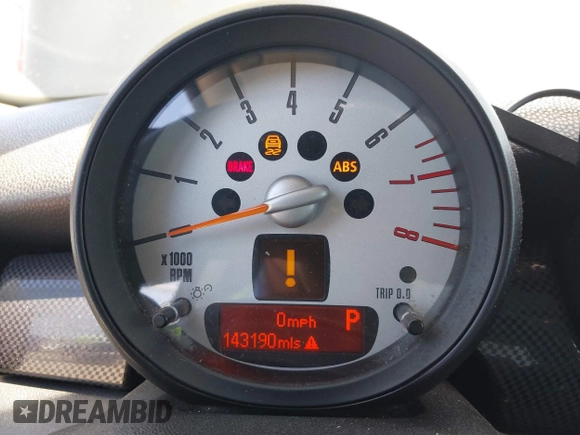 2013 MINI Hardtop S with VIN WMWSV3C52DT396453, listed as a IAAI auction lot 42583892 with 143,190 mi miles and . Bid and sale history available at DreamBid. Image 7.