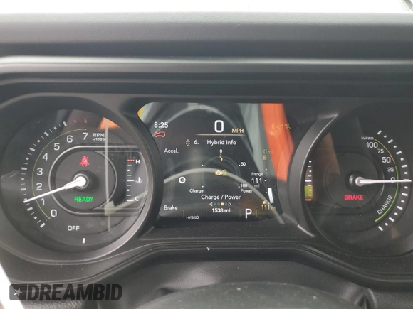 2025 Jeep Wrangler Sahara with VIN 1C4RJXP6XSW585466, listed as a Copart auction lot 62947775 with 1,538 mi miles and Clean title. Bid and sale history available at DreamBid. Image 9.