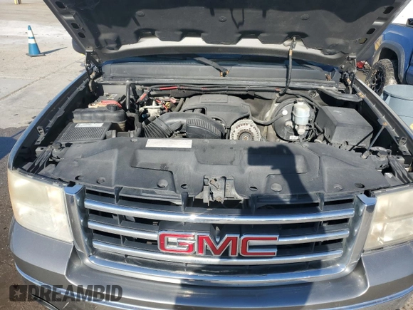 2008 GMC Sierra 1500 Work Truck z VIN 1GTEC19C88Z178603, wystawiony jako Copart lot #87082794 z przebiegiem 248 983 mil mil oraz Szkoda całkowita • Salvage title. Historia ofert i sprzedaży dostępna na DreamBid. Obrazek 11.