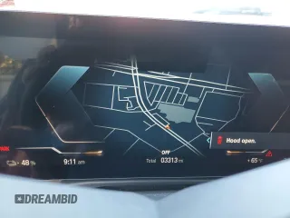 2023 BMW i4 eDrive35 z VIN WBY43AW08PFR10037, wystawiony jako Copart lot #66393433 z przebiegiem 3 313 mil mil oraz . Historia ofert i sprzedaży dostępna na DreamBid. Obrazek 9.