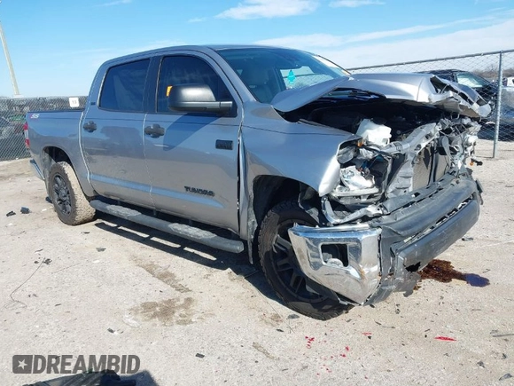 2021 Toyota Tundra 2WD SR5 with VIN 5TFEY5F17MX283926, listed as a IAAI auction lot 41458380 with 78,742 mi miles. Bid and sale history available at carsss.com. Image 1.
