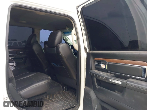 2016 Ram 2500 Laramie with VIN 3C6UR5FLXGG330005, listed as a IAAI auction lot 42045277 with 210,480 mi miles and . Bid and sale history available at DreamBid. Image 8.