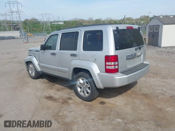 2012 Jeep Liberty Sport z VIN 1C4PJMAK7CW203620, wystawiony jako IAAI lot #42135469 z przebiegiem 163 127 mil mil oraz . Historia ofert i sprzedaży dostępna na DreamBid. Obrazek 3.