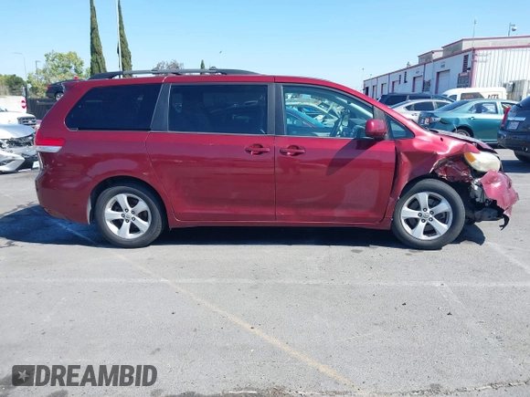 2012 Toyota Sienna LE AAS with VIN 5TDKK3DC6CS234136, listed as a IAAI auction lot 42064491 with 103,925 mi miles. Bid and sale history available at carsss.com. Image 13.