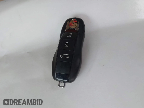 2015 Porsche Cayenne Diesel with VIN WP1AF2A29FLA31039, listed as a IAAI auction lot 42042677 with 157,884 mi miles and . Bid and sale history available at DreamBid. Image 11.