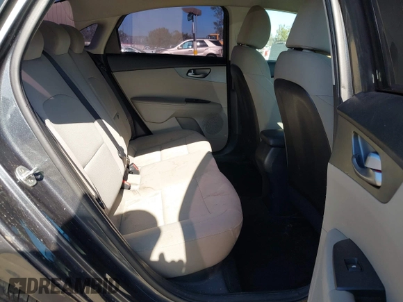 2019 Kia Forte LXS with VIN 3KPF24AD4KE108662, listed as a IAAI auction lot 42328484 with 129,785 mi miles and . Bid and sale history available at DreamBid. Image 8.