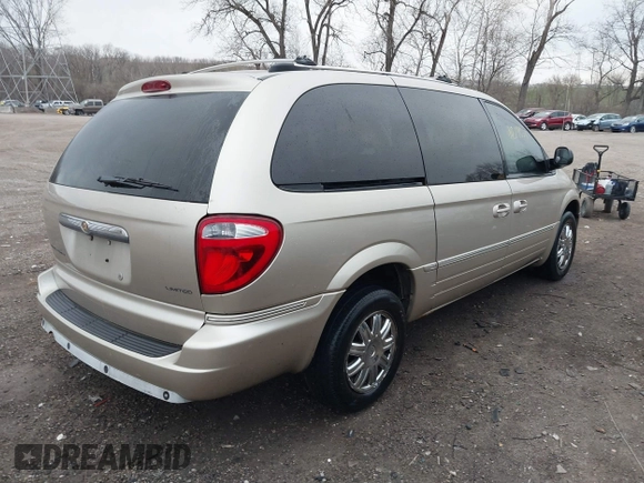 2006 Chrysler Town & Country LWB Limited with VIN 2A8GP64L66R798366, listed as a IAAI auction lot 41879031 with 231,603 mi miles. Bid and sale history available at carsss.com. Image 4.