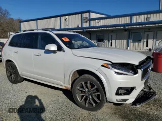 2018 Volvo XC90 Momentum with VIN YV4102XK8J1216159, listed as a Copart auction lot 87468144 with 63,860 mi miles and Salvage Title. Bid and sale history available at carsss.com. Image 4.