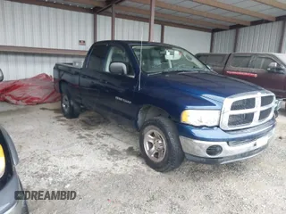 2005 Dodge 1500 ST with VIN 1D7HU18NX5S119074, listed as a IAAI auction lot 41981492 with 199,224 mi miles. Bid and sale history available at carsss.com. Image 1.
