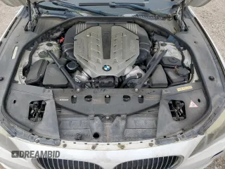 2009 BMW 7 Series 750Li с VIN WBAKB835X9CY59713, выставлен на аукционе Copart как лот 57151385 с пробегом 106 415 миль миль и Чистый • Clean title. История ставок и продаж доступна на DreamBid. Изображение 11.