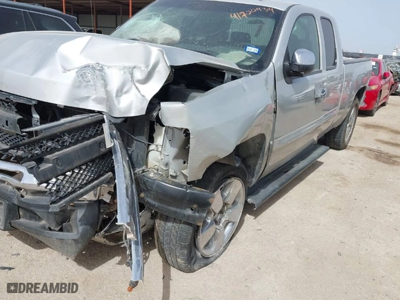 2011 Chevrolet Silverado 1500 LT with VIN 1GCRCSE05BZ117820, listed as a IAAI auction lot 41722434 with 162,365 mi miles. Bid and sale history available at carsss.com. Image 6.