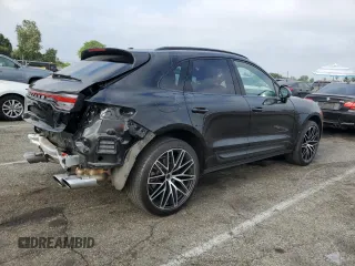 2023 Porsche Macan z VIN WP1AA2A50PLB16555, wystawiony jako Copart lot #60317825 z przebiegiem 17 755 mil mil oraz Szkoda całkowita • Salvage title. Historia ofert i sprzedaży dostępna na DreamBid. Obrazek 3.