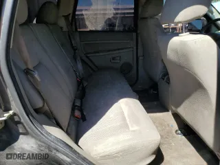 2005 Jeep Grand Cherokee Laredo with VIN 1J4HS48N55C732550, listed as a Copart auction lot 67326584 with 199,936 mi miles and Salvage Title. Bid and sale history available at carsss.com. Image 10.