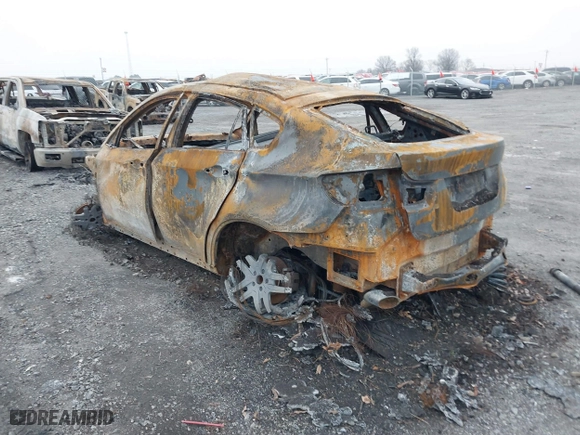 2011 BMW X6 35i with VIN 5UXFG2C50BLX05714, listed as a IAAI auction lot 41444987 with 1 mi miles. Bid and sale history available at carsss.com. Image 3.
