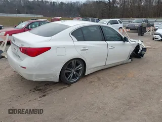 2015 Infiniti Q50 Premium with VIN JN1BV7AP3FM349396, listed as a IAAI auction lot 41793057 with 133,372 mi miles. Bid and sale history available at carsss.com. Image 4.