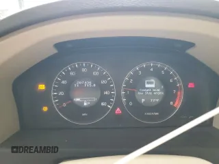 2008 Volvo XC70 z VIN YV4BZ982981031744, wystawiony jako Copart lot #55879525 z przebiegiem 207 436 mil mil oraz Szkoda całkowita • Salvage title. Historia ofert i sprzedaży dostępna na DreamBid. Obrazek 9.