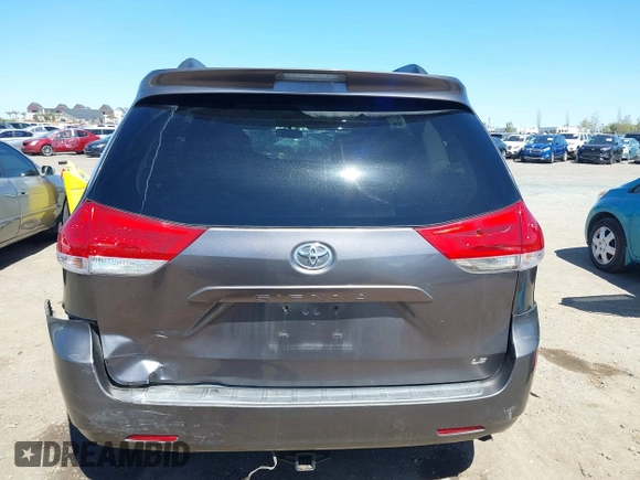 2011 Toyota Sienna LE AAS with VIN 5TDKK3DC0BS055346, listed as a IAAI auction lot 41834715 with 124,847 mi miles. Bid and sale history available at carsss.com. Image 16.