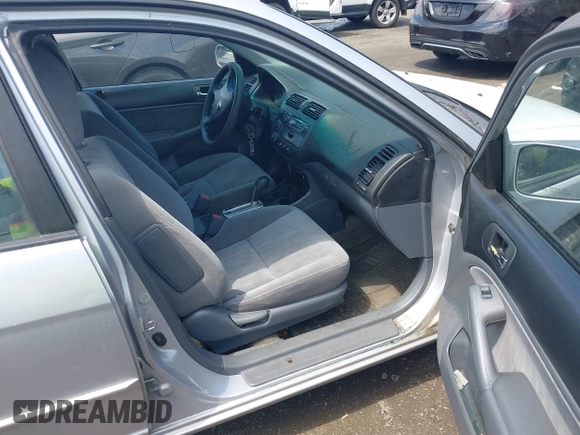 2004 Honda Civic EX z VIN 2HGES26804H574321, wystawiony jako IAAI lot #42031025 z przebiegiem 202 185 mil mil oraz . Historia ofert i sprzedaży dostępna na DreamBid. Obrazek 5.