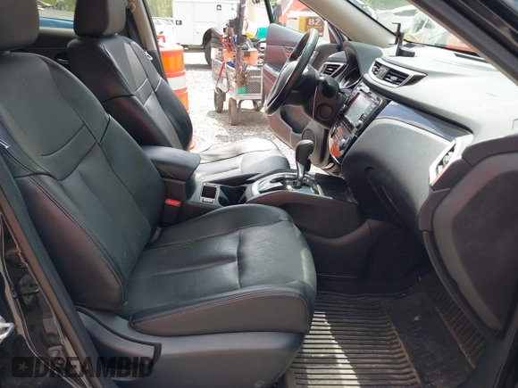 2015 Nissan Rogue SL with VIN 5N1AT2MV3FC924433, listed as a IAAI auction lot 42155223 with 145,980 mi miles and . Bid and sale history available at carsss.com. Image 5.
