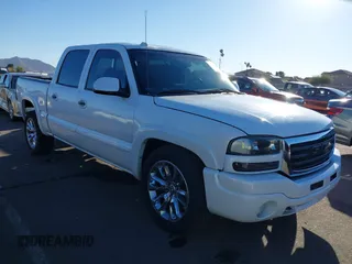 2005 GMC Sierra 1500 SLE z VIN 2GTEC13T051146497, wystawiony jako IAAI lot #41670378 z przebiegiem 172 085 mil mil oraz . Historia ofert i sprzedaży dostępna na DreamBid. Obrazek 1.