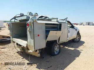 2008 Ford F-350 with VIN 1FDSF30508EC32614, listed as a IAAI auction lot 41941773 with 252,840 mi miles and . Bid and sale history available at DreamBid. Image 4.
